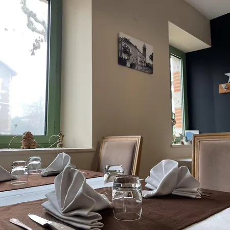 호텔 De L'horloge Auvillar