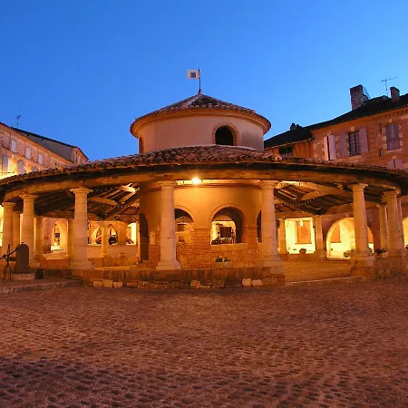 De L'horloge Hotel *