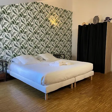 Szálloda De L'horloge *